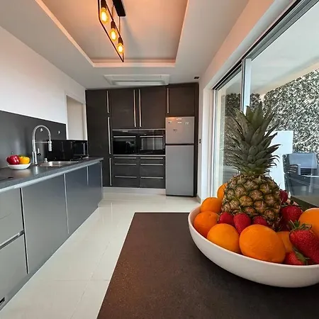 Апартаменты Eclat De - Panoramic Sea View - 3min From The Palais *